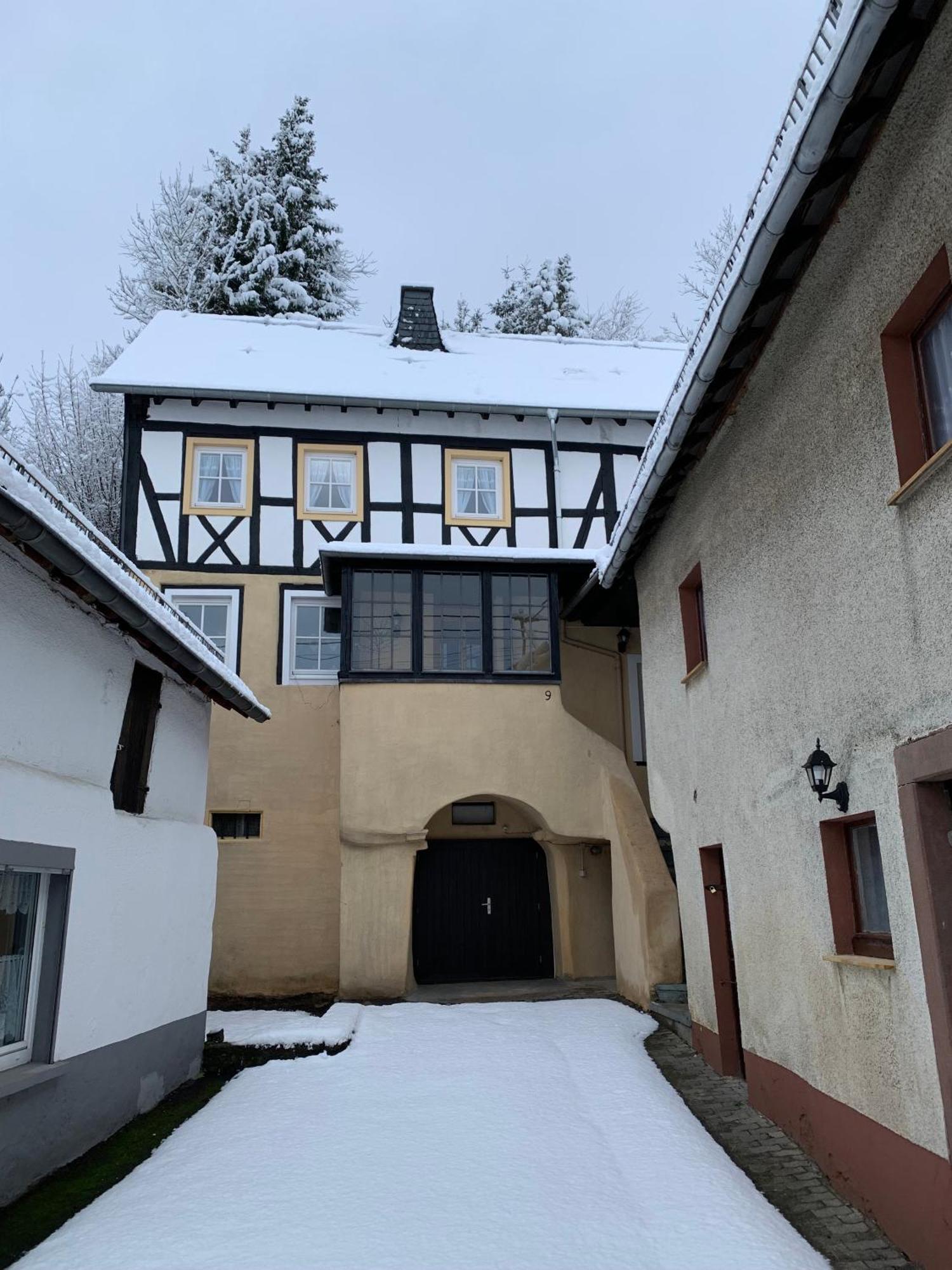 Ritterstube - Eifelstuben Mit Charme, Naehe See Und Burg, Aussergewoehnlich, Vulkaneifel Ulmen Exterior photo